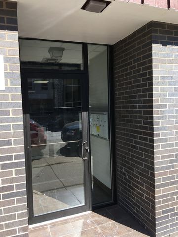 5642 W Diversey Avenue, Chicago, IL 60639