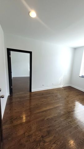 5642 W Diversey Avenue, Chicago, IL 60639