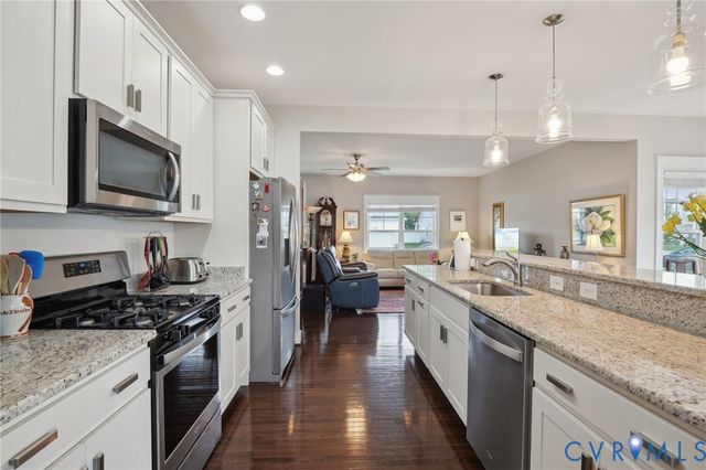 9509 Simpson Bay Dr, Mechanicsville, VA 23116
