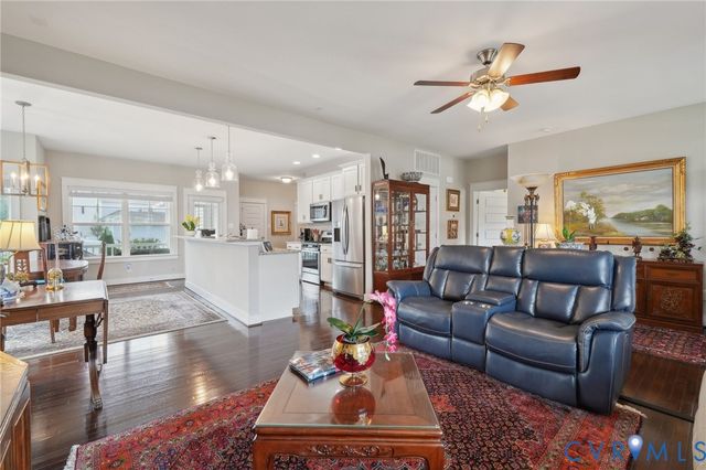 9509 Simpson Bay Dr, Mechanicsville, VA 23116