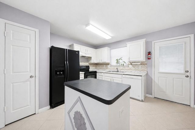 6906 Rambling Brook Lane, Richmond, TX 77469