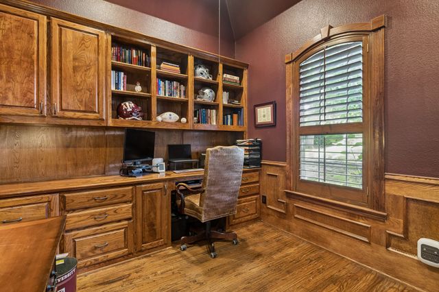 706 Wentwood Drive, Southlake, TX 76092