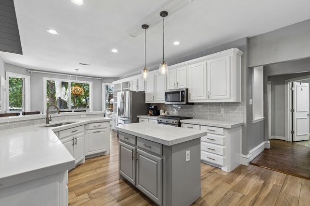 706 Wentwood Drive, Southlake, TX 76092