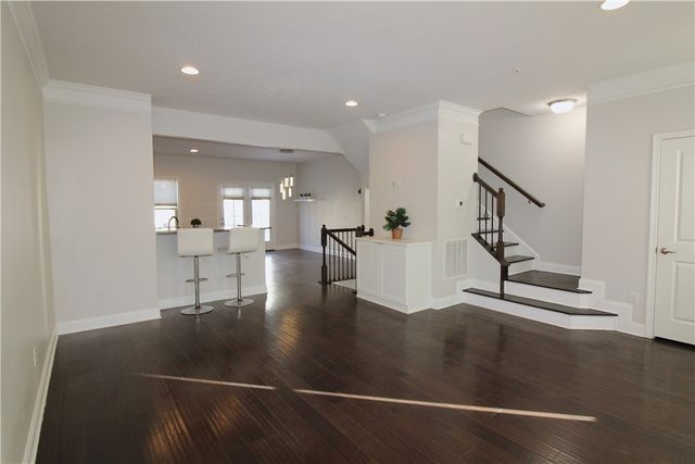 470 Fairmont Dr, Marshall, PA 15090