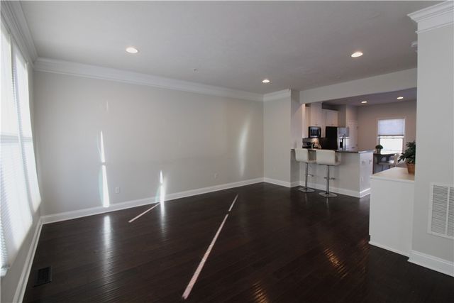 470 Fairmont Dr, Marshall, PA 15090