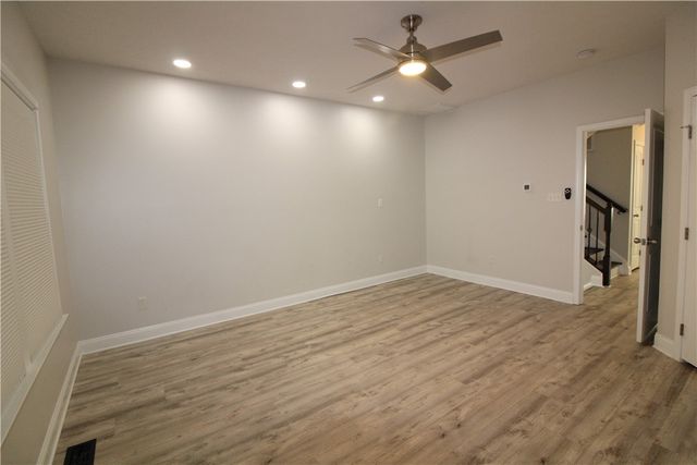 470 Fairmont Dr, Marshall, PA 15090