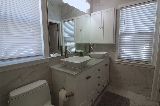 470 Fairmont Dr, Marshall, PA 15090