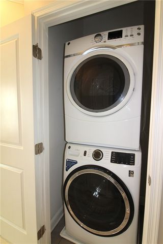 470 Fairmont Dr, Marshall, PA 15090