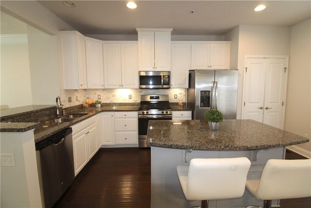 470 Fairmont Dr, Marshall, PA 15090