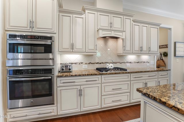 225 Brook Manor Court, Cary, NC 27513