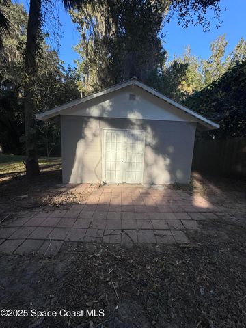 134 Weerts Road, San Mateo, FL 32187