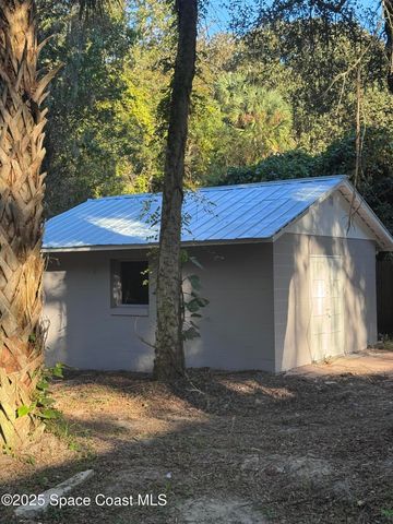 134 Weerts Road, San Mateo, FL 32187