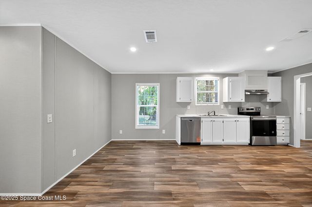 134 Weerts Road, San Mateo, FL 32187