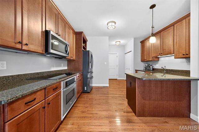 538 Triton Way Drive, Ballwin, MO 63011