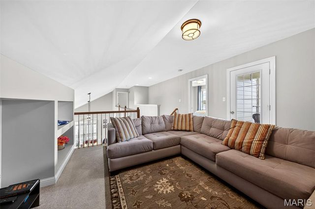 538 Triton Way Drive, Ballwin, MO 63011