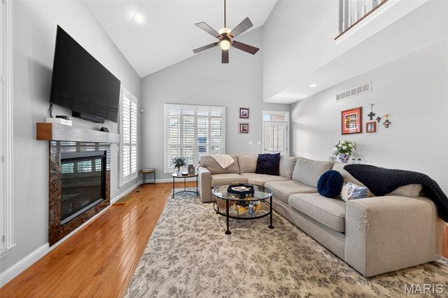 538 Triton Way Drive, Ballwin, MO 63011