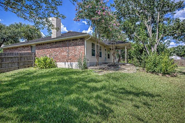 1502 Santolina CT W, Pflugerville, TX 78660