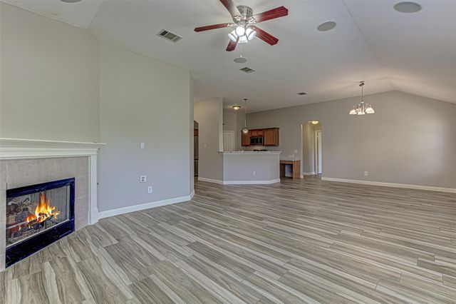 1502 Santolina CT W, Pflugerville, TX 78660