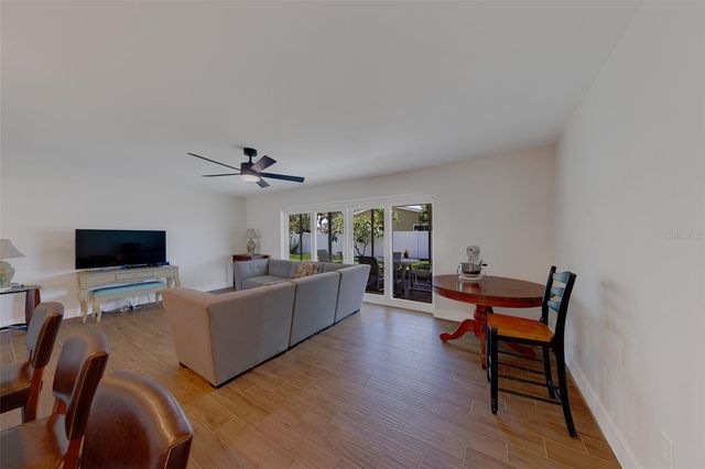 11602 GROVE STREET, Seminole, FL 33772