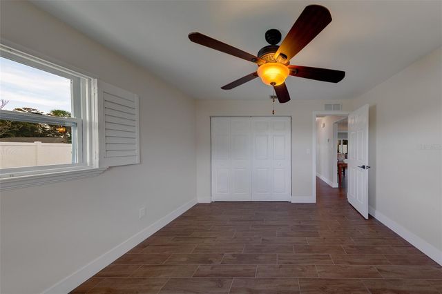 11602 GROVE STREET, Seminole, FL 33772