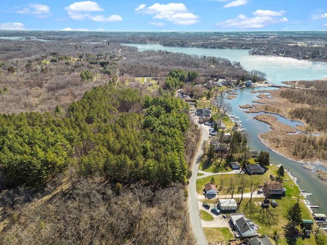 Lt3 NEW DEAL AVENUE, East Troy, WI 53120