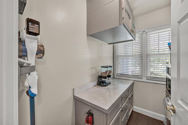 155 Shoreline CIR, Penhook, VA 24137