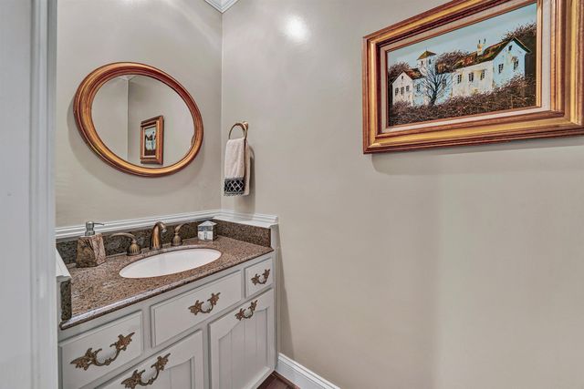 155 Shoreline CIR, Penhook, VA 24137