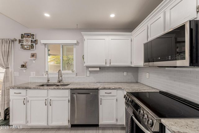 3139 W DONALD Drive, Phoenix, AZ 85027