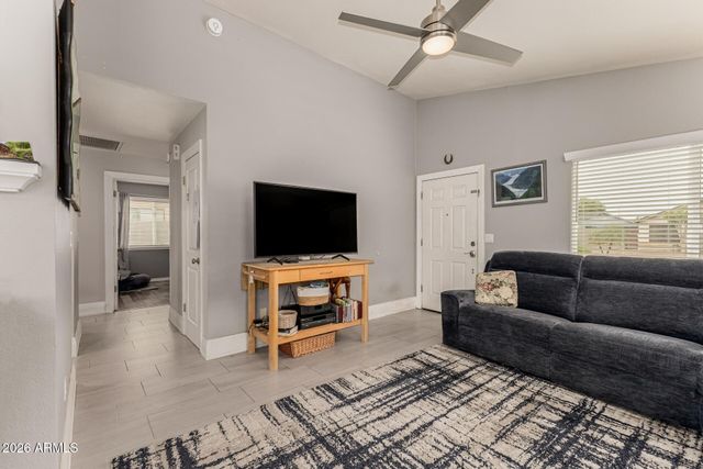 3139 W DONALD Drive, Phoenix, AZ 85027