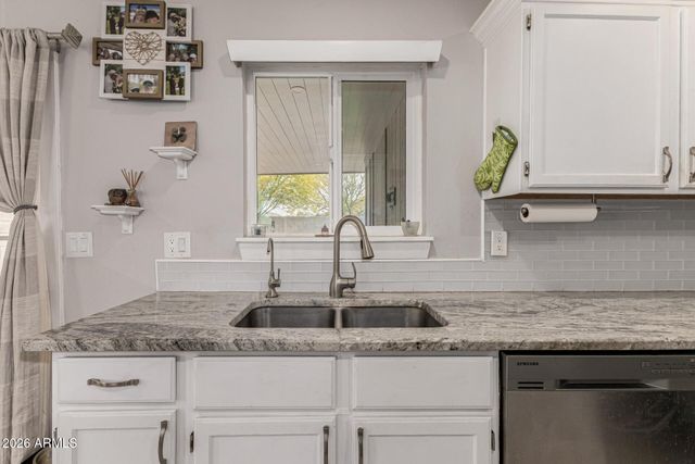 3139 W DONALD Drive, Phoenix, AZ 85027