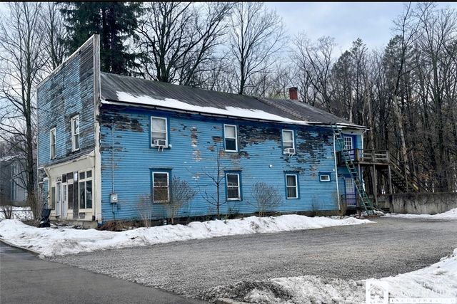 11439 Hanover Road, Hanover, NY 14062