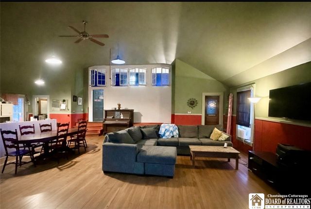 11439 Hanover Road, Hanover, NY 14062