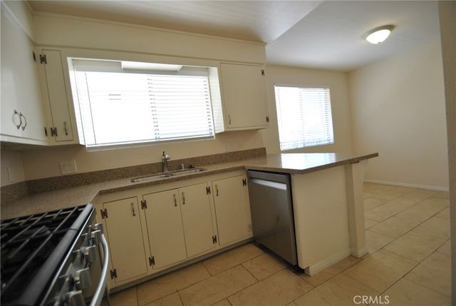 129 N Cabrillo Avenue, San Pedro, CA 90731