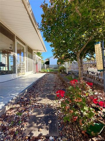 400 E Main Street, Perry, MO 63462