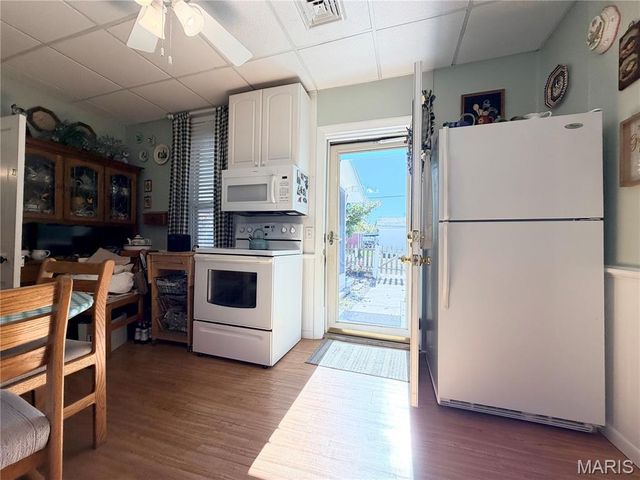 400 E Main Street, Perry, MO 63462