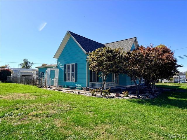 400 E Main Street, Perry, MO 63462