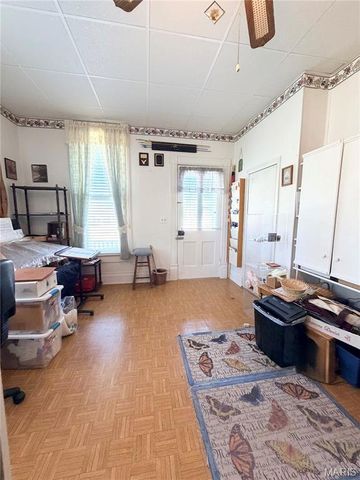 400 E Main Street, Perry, MO 63462