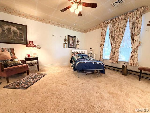 400 E Main Street, Perry, MO 63462