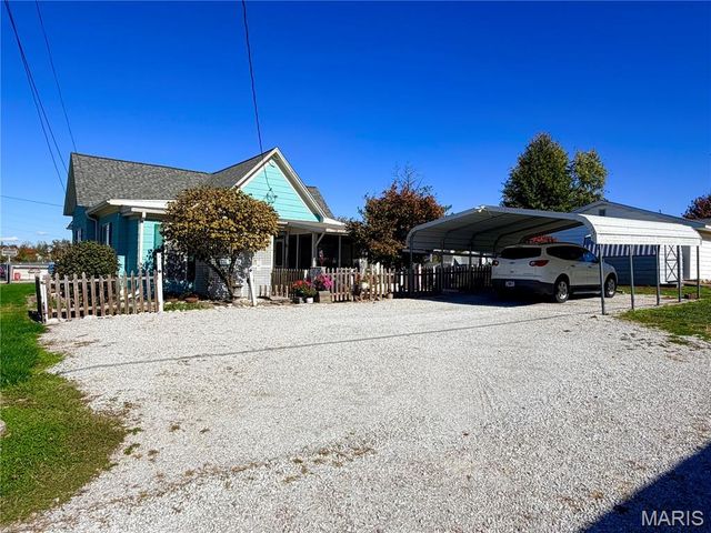 400 E Main Street, Perry, MO 63462