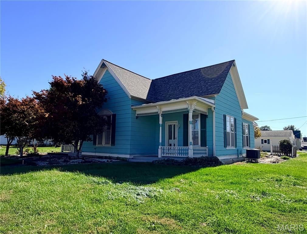 400 E Main Street, Perry, MO 63462