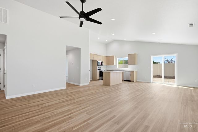 11880 Ruminants St, Nampa, ID 83651