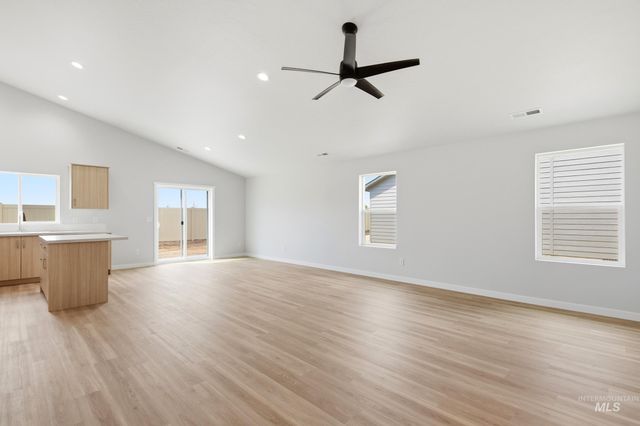 11880 Ruminants St, Nampa, ID 83651