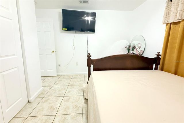 3306 E CHELSEA STREET, Tampa, FL 33610