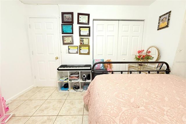 3306 E CHELSEA STREET, Tampa, FL 33610