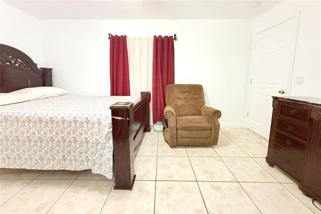 3306 E CHELSEA STREET, Tampa, FL 33610
