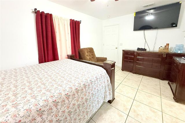 3306 E CHELSEA STREET, Tampa, FL 33610