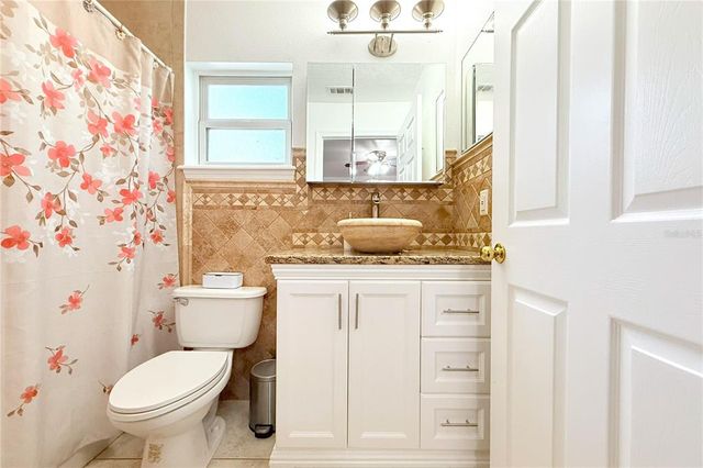 3306 E CHELSEA STREET, Tampa, FL 33610