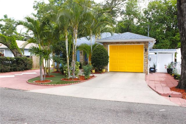 3306 E CHELSEA STREET, Tampa, FL 33610