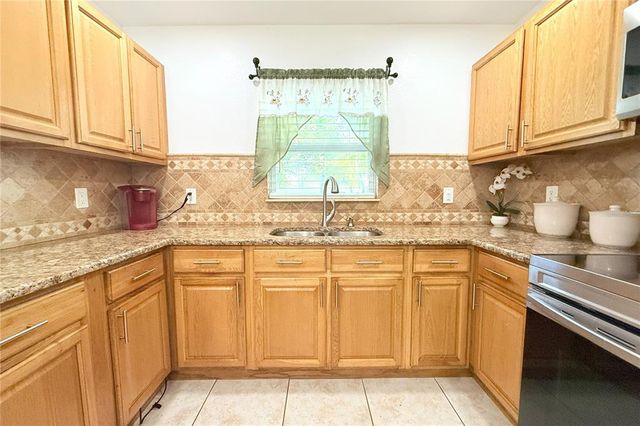 3306 E CHELSEA STREET, Tampa, FL 33610