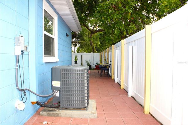3306 E CHELSEA STREET, Tampa, FL 33610